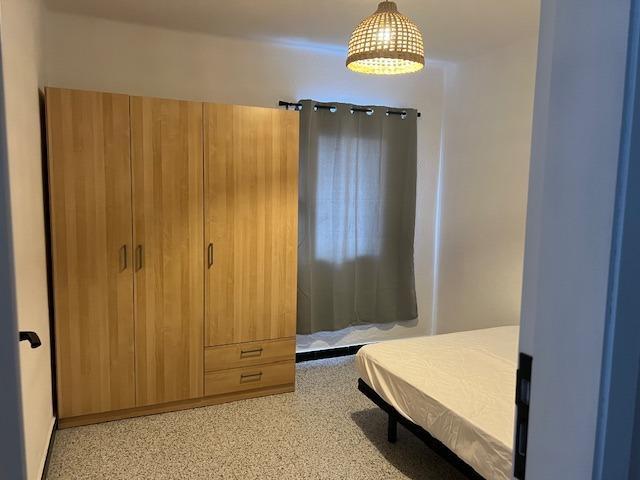 Habitación en alquiler en Las Palmas de Gran Canaria, Escaleritas photo 0