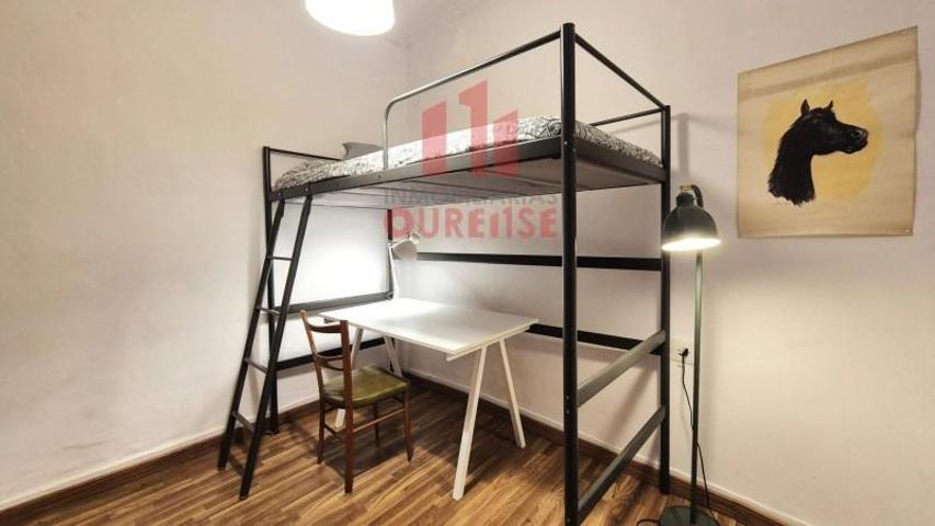 Habitación en alquiler en Ourense, Centro photo 0