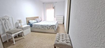 Habitación en alquiler en Córdoba, EL CARMEN photo 0