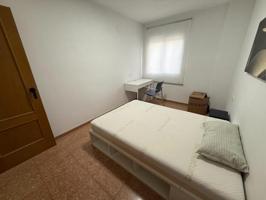 Habitación en alquiler en Mislata, AVENIDA GREGORIO GEA photo 0