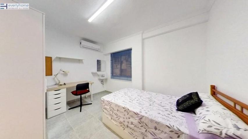 Habitación en alquiler en Valencia, Aiora - Ayora photo 0