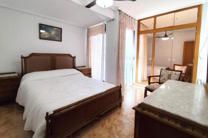 Habitación en alquiler en Valencia, Morvedre photo 0