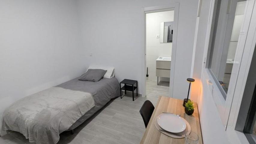 Habitación en alquiler en Alcorcón, Casco Antiguo photo 0