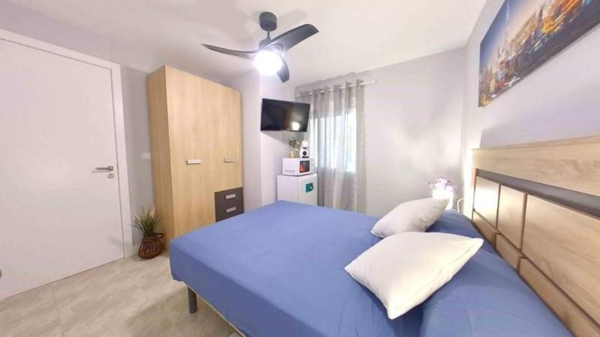 Habitación en alquiler en Alicante, Pla del bon repos photo 0