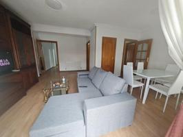 Piso en alquiler en Plasencia, Miralvalle photo 0