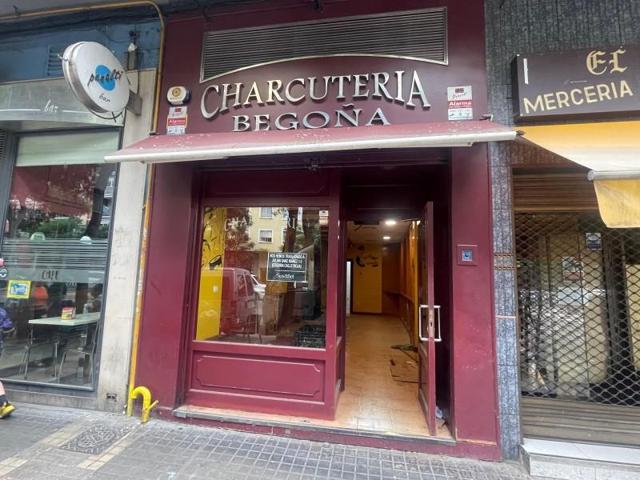 Local comercial en alquiler en Zaragoza, Parque Delicias - La Bozada photo 0