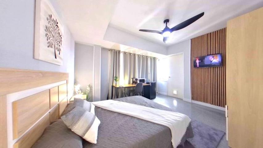 Habitación en alquiler en Alicante, Mercado photo 0