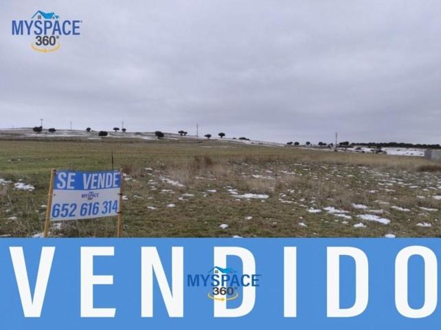 Parcela en venta en Ávila, Bernuy salinero photo 0