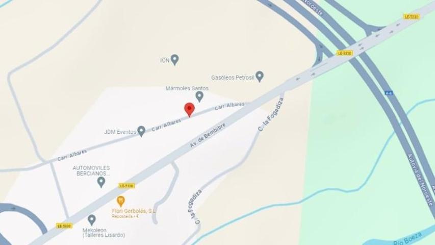 Parcela en venta en Torre del Bierzo, Northern spain photo 0