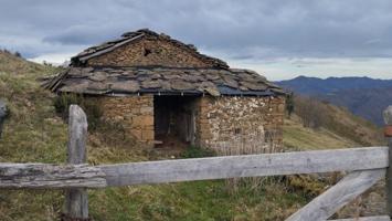 Parcela en venta en Aller, Bo 67 photo 0