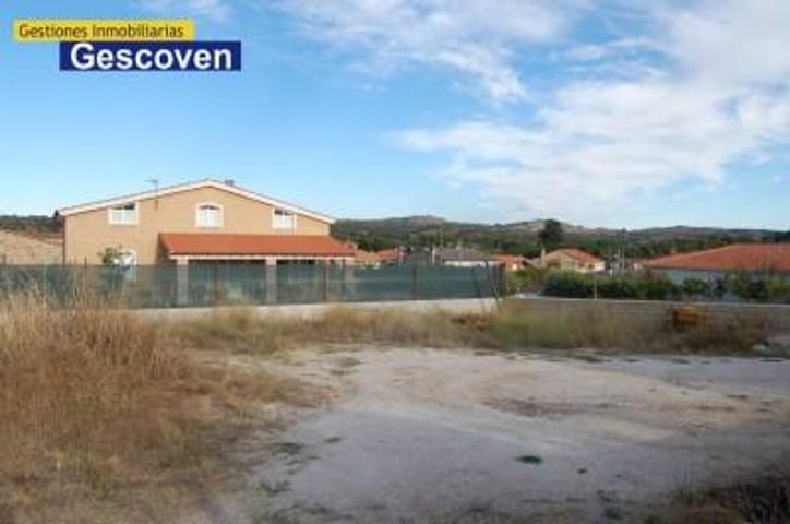 Parcela en venta en Valencia de Alcántara, Valencia de Alcántara photo 0