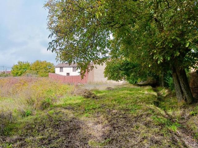 Parcela en venta en Villaturiel, Villarroañe photo 0