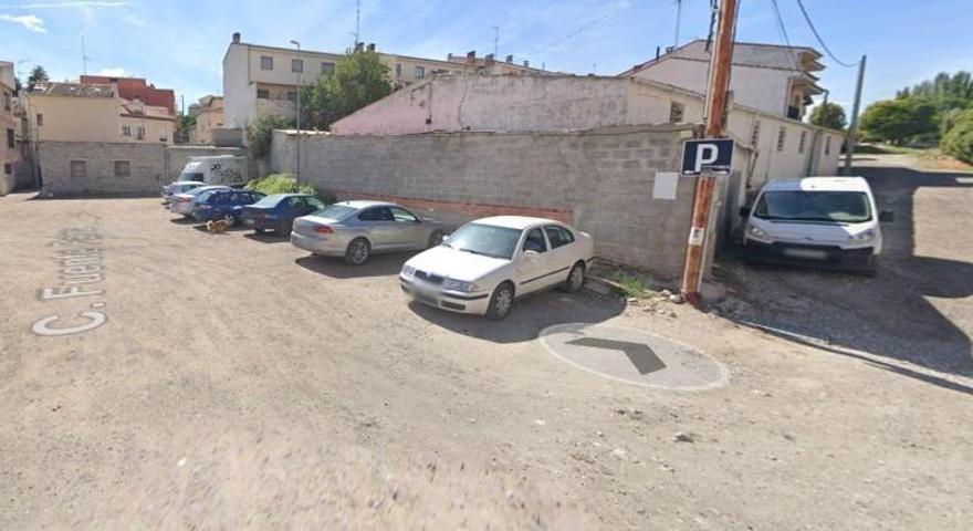 Parcela en venta en Cuéllar, Centro photo 0