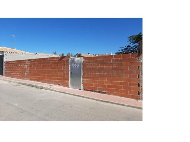 Parcela en venta en Corral de Almaguer photo 0
