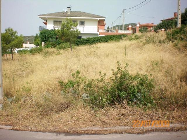 Parcela en venta en la Bisbal del Penedès, El Priorat de la Bisbal photo 0