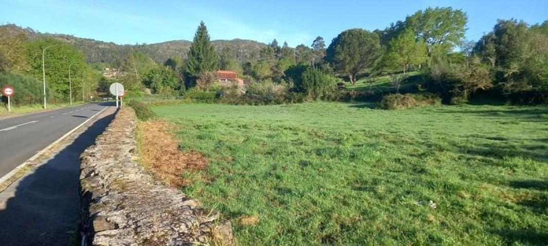 Parcela en venta en Cotobade, Cotobade photo 0