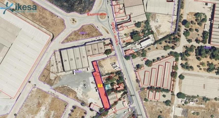 Nave industrial en venta en Alcalá de Guadaira, La Paz - Montecarmelo photo 0