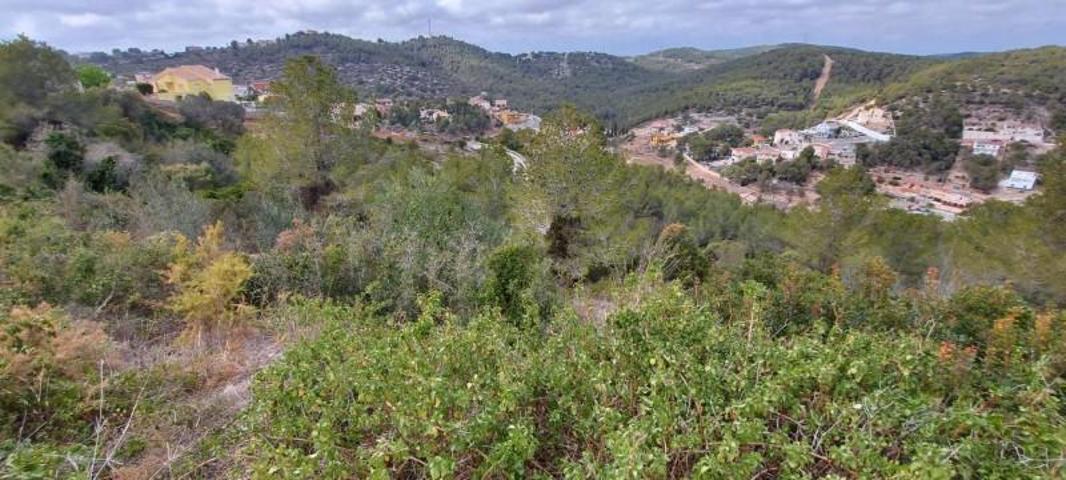 Parcela en venta en Castellet i la Gornal, Urb. Los Rosales photo 0