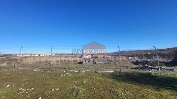 Parcela en venta en Herradon De Pinares, Tornadizos photo 0