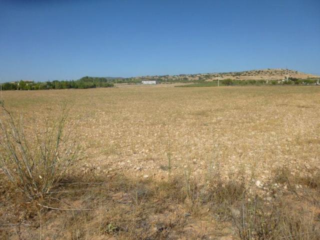 Parcela en venta en Almansa, La estacá photo 0