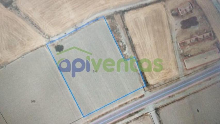 Parcela en venta en Lorca, El salar photo 0