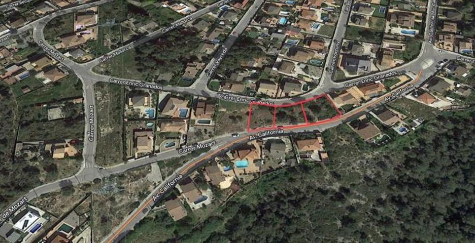 Parcela en venta en Canyelles, California photo 0