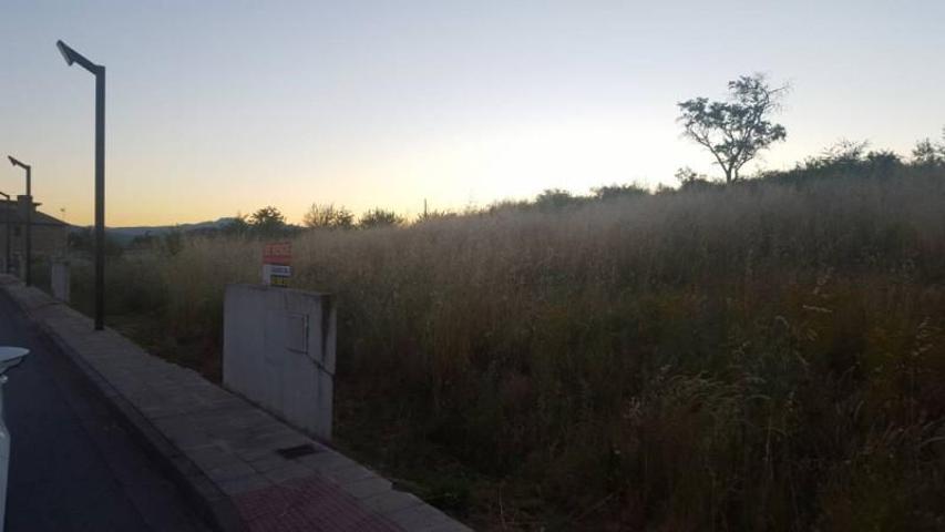 Parcela en venta en Camponaraya, Camponaraya photo 0