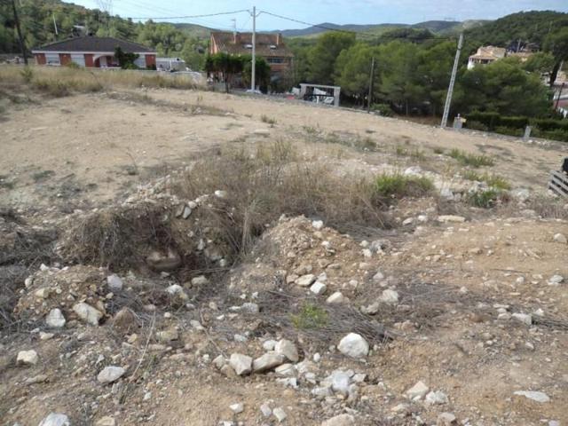 Parcela en venta en Canyelles, Poble (Can Xum) photo 0