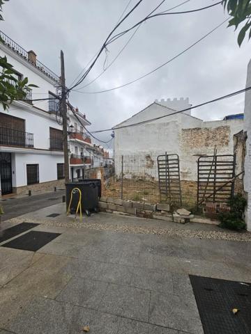 Parcela en venta en Alozaina, Costa del Sol photo 0