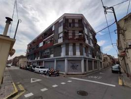 Local comercial en venta en Santa Perpètua de Mogoda, Vallès Occidental photo 0