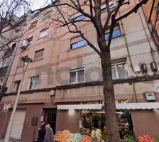 Piso en venta en Santa Coloma de Gramenet, Barcelonès photo 0