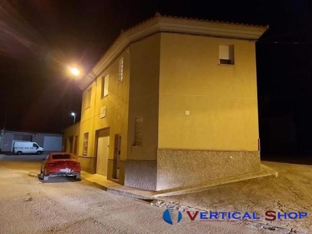 Casa en venta en Caudete, San Roque photo 0