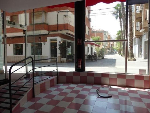 Local comercial en venta en Amposta, Centro photo 0