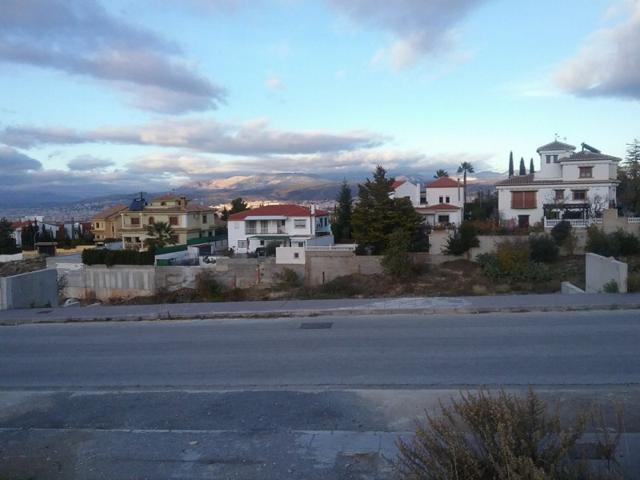 Parcela en venta en Zubia, P-12 photo 0