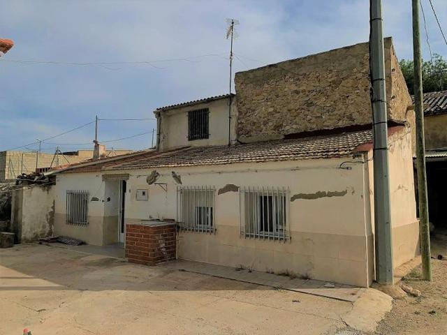 Casa con terreno en venta en Barinas photo 0