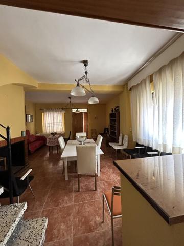 Casa en venta en Enguera, Enguera photo 0