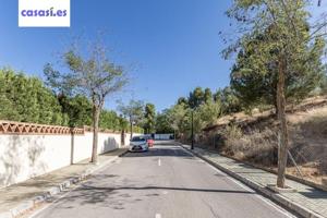 Parcela en venta en Otura, Villa de Otura photo 0