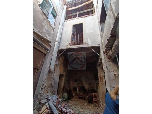 Casa en venta en Xàtiva photo 0