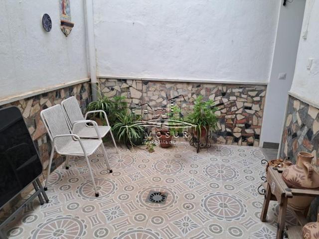 Casa en venta en Lucena, Lucena photo 0