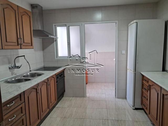 Piso en venta en Lucena, Lucena photo 0