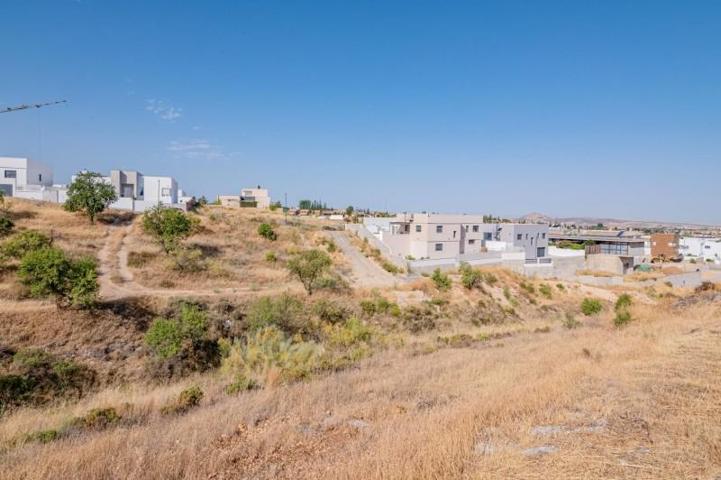 Parcela en venta en Zubia, P-12 photo 0