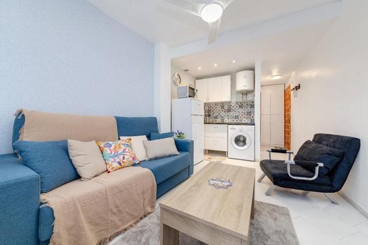 Apartamento en venta en Torrevieja photo 0