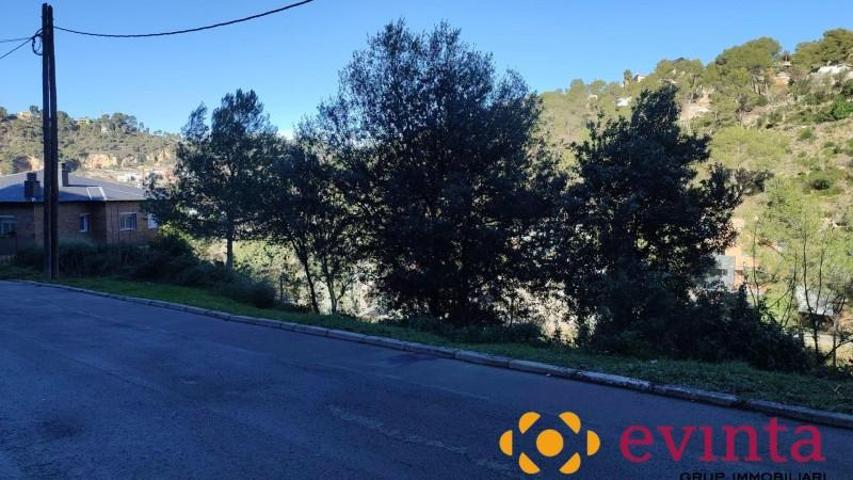 Parcela en venta en Vallirana, Selva negra photo 0