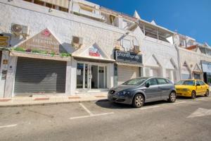 Local comercial en venta en Vélez-Málaga, Camino Viejo de Málaga photo 0