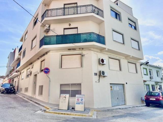 Local comercial en venta en Ondara photo 0