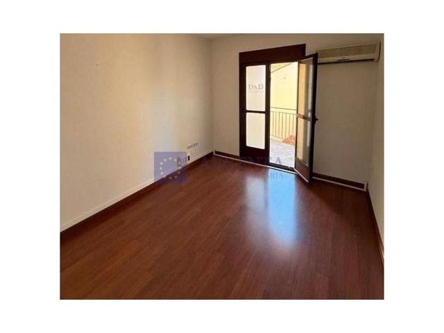 Piso en venta en Cáceres photo 0