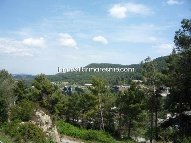 Parcela en venta en Vallirana photo 0