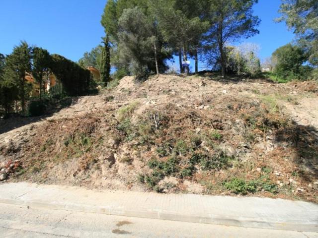 Parcela en venta en Cervelló photo 0