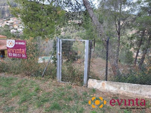 Parcela en venta en Vallirana, Vallirana photo 0