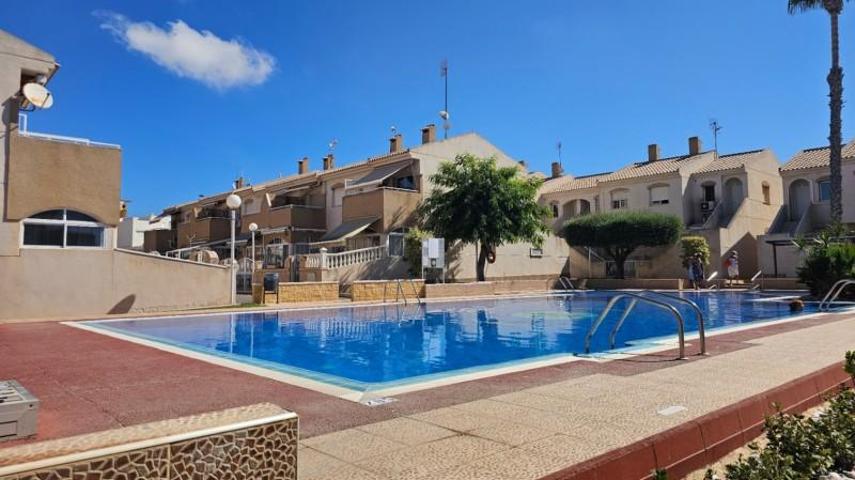 Piso en venta en Torrevieja, Nueva Torrevieja - Aguas Nueva photo 0